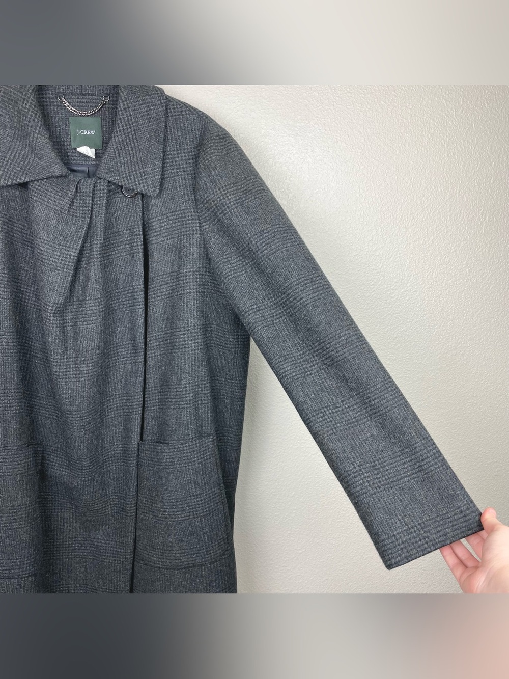 J.Crew Women's 10 Gray Plaid 100% Wool Blend Overcoat Highneck Posh Academia - Picture 9 of 16
